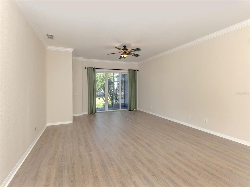 В аренду: $2,100 (3 спален, 2 ванн, 1559 Квадратных фут)