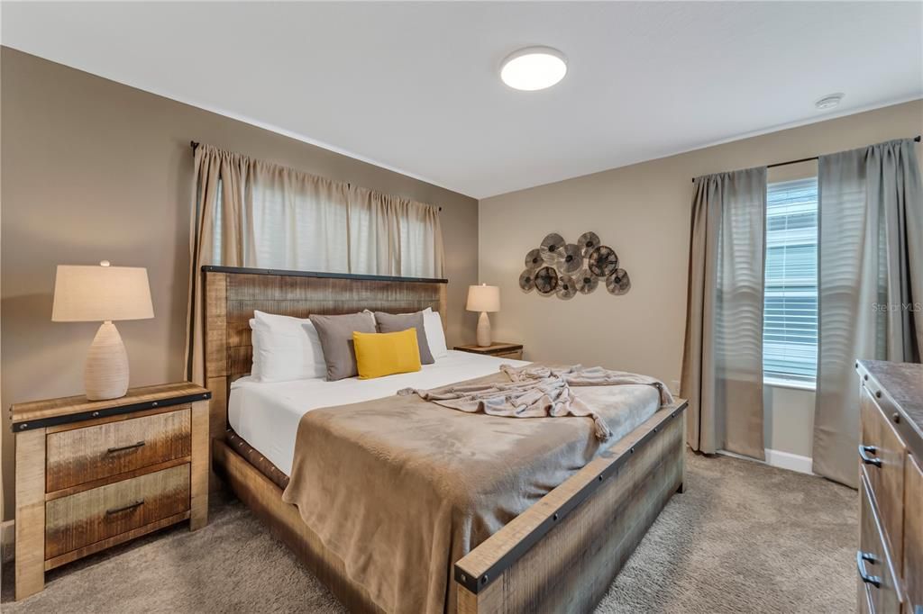 For Rent: $2,900 (5 beds, 4 baths, 2167 Square Feet)