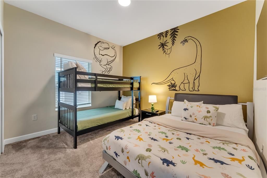 For Rent: $2,900 (5 beds, 4 baths, 2167 Square Feet)