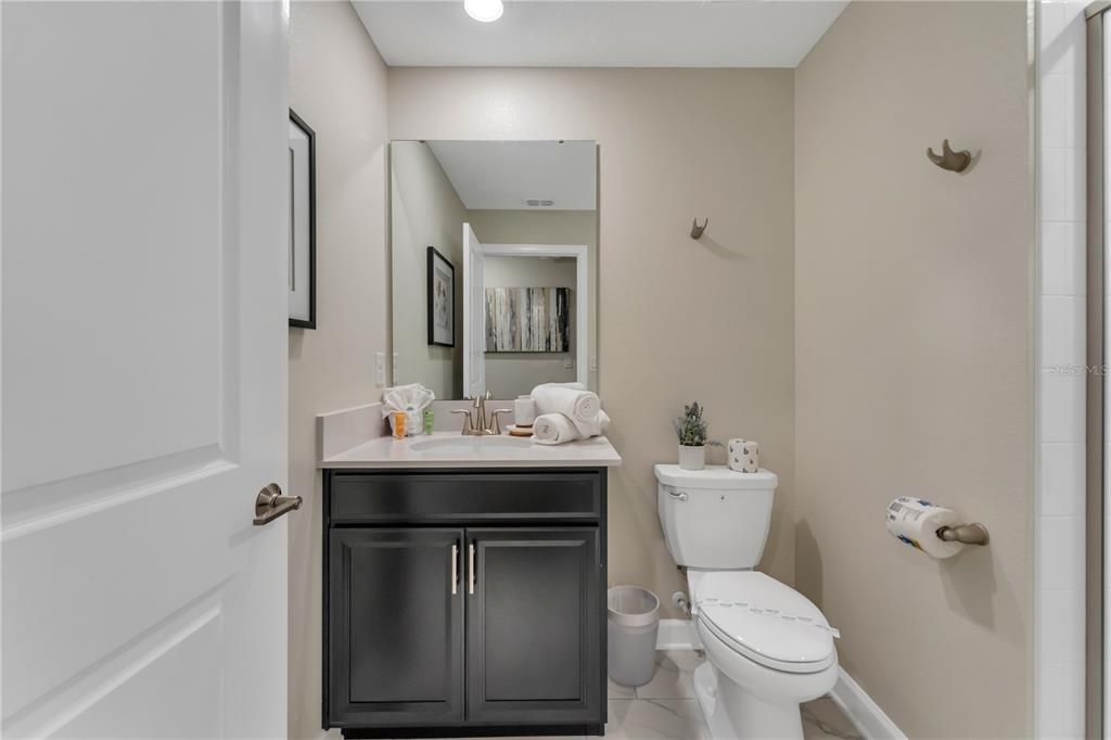 For Rent: $2,900 (5 beds, 4 baths, 2167 Square Feet)