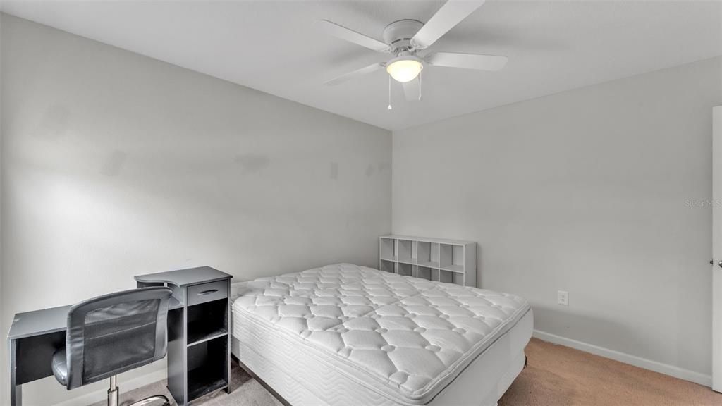 En Venta: $415,000 (4 camas, 2 baños, 2232 Pies cuadrados)