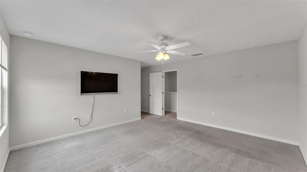 En Venta: $415,000 (4 camas, 2 baños, 2232 Pies cuadrados)