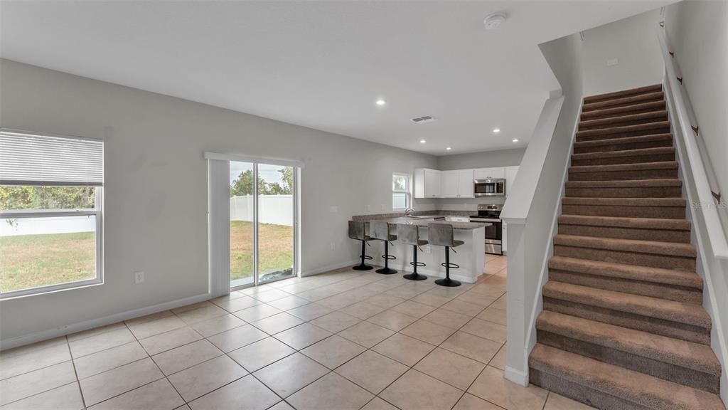 En Venta: $415,000 (4 camas, 2 baños, 2232 Pies cuadrados)