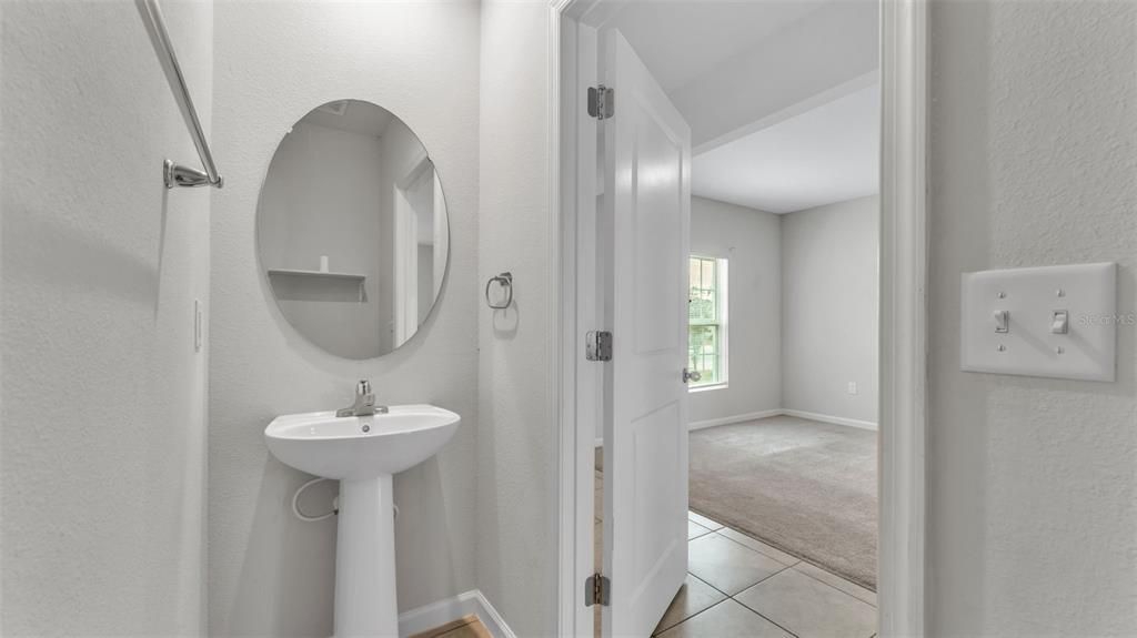 En Venta: $415,000 (4 camas, 2 baños, 2232 Pies cuadrados)