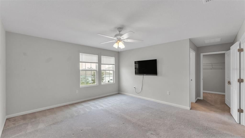 En Venta: $415,000 (4 camas, 2 baños, 2232 Pies cuadrados)