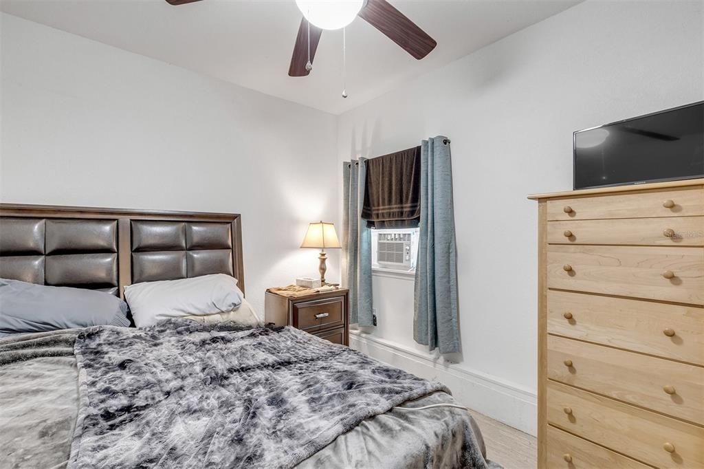 En Venta: $1,250,000 (4 camas, 3 baños, 1974 Pies cuadrados)