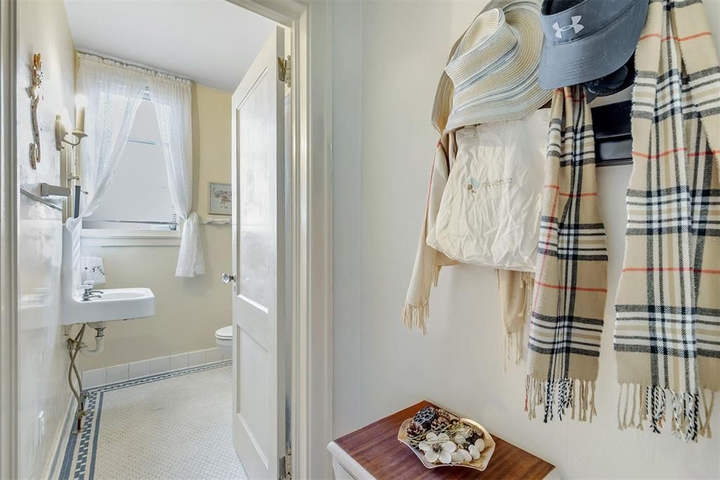 En Venta: $1,250,000 (4 camas, 3 baños, 1974 Pies cuadrados)