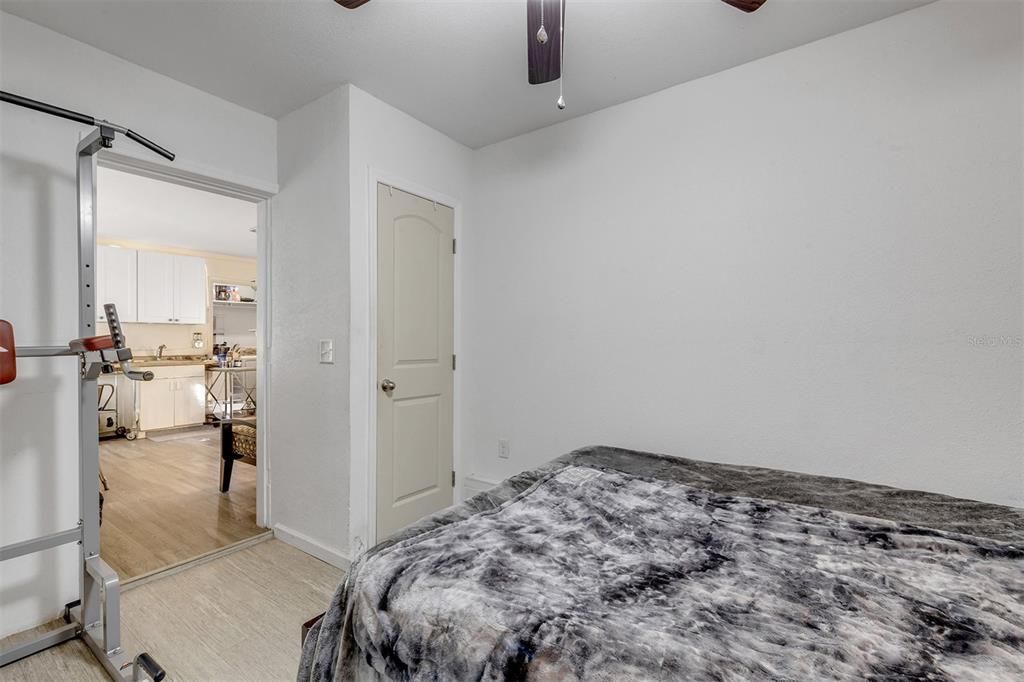 En Venta: $1,250,000 (4 camas, 3 baños, 1974 Pies cuadrados)