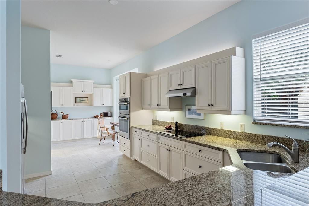 На продажу: $449,000 (3 спален, 2 ванн, 2182 Квадратных фут)