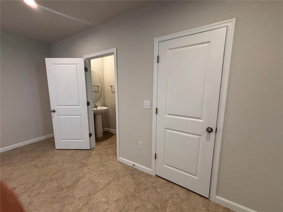 For Sale: $249,950 (3 beds, 2 baths, 1441 Square Feet)