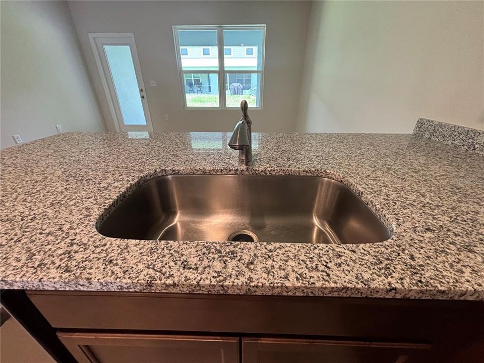 For Sale: $249,950 (3 beds, 2 baths, 1441 Square Feet)