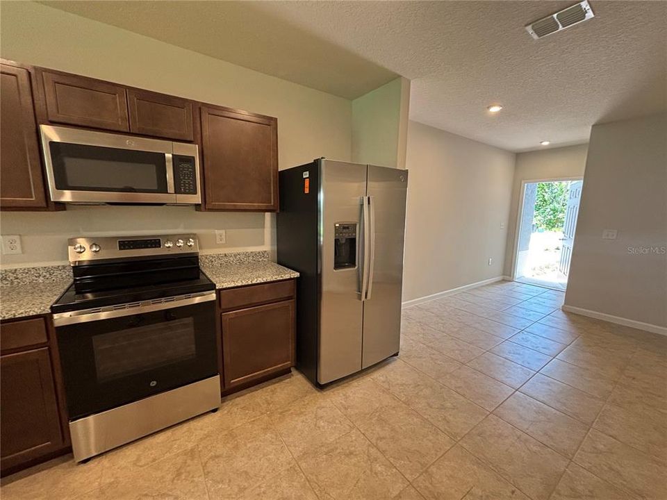 For Sale: $249,950 (3 beds, 2 baths, 1441 Square Feet)