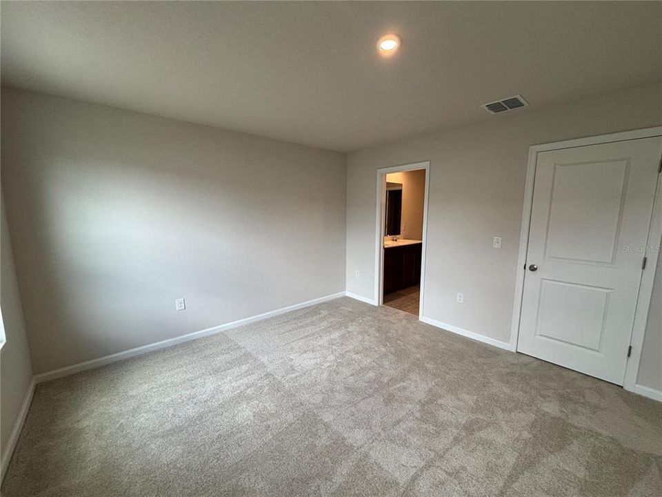 For Sale: $249,950 (3 beds, 2 baths, 1441 Square Feet)