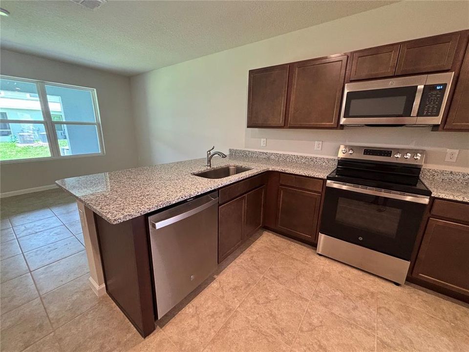 For Sale: $249,950 (3 beds, 2 baths, 1441 Square Feet)