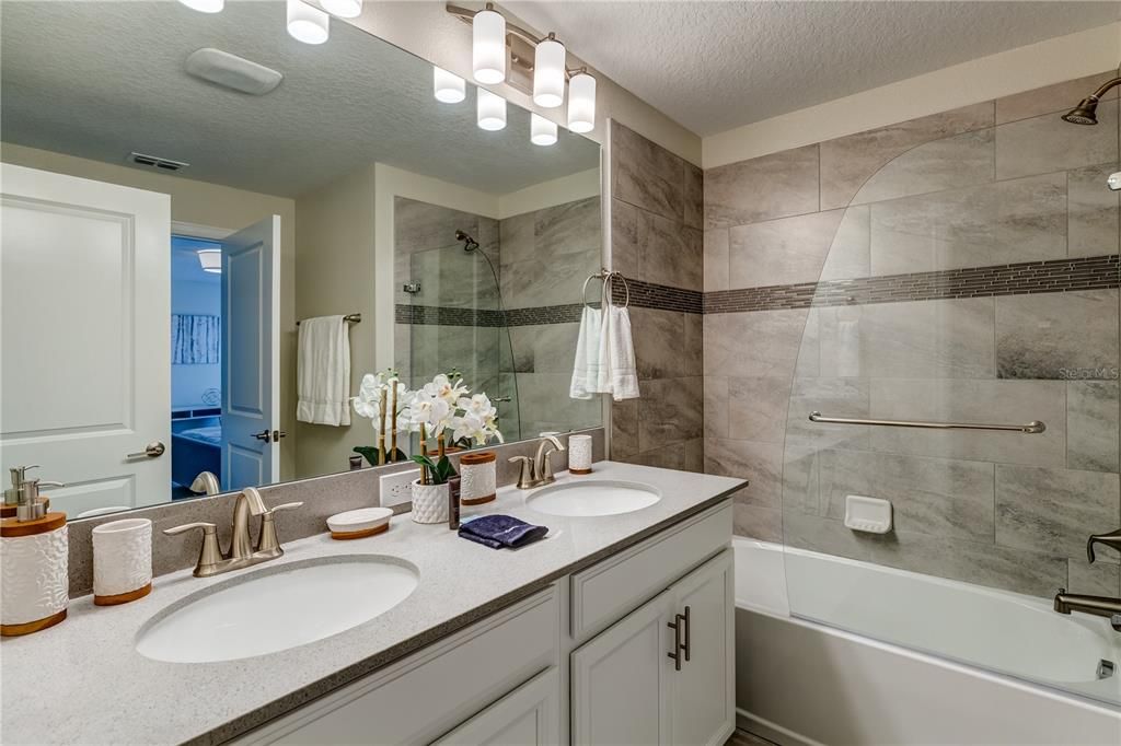 For Sale: $498,000 (4 beds, 3 baths, 1914 Square Feet)