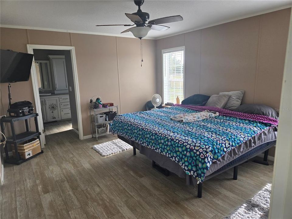 На продажу: $450,000 (2 спален, 2 ванн, 1404 Квадратных фут)