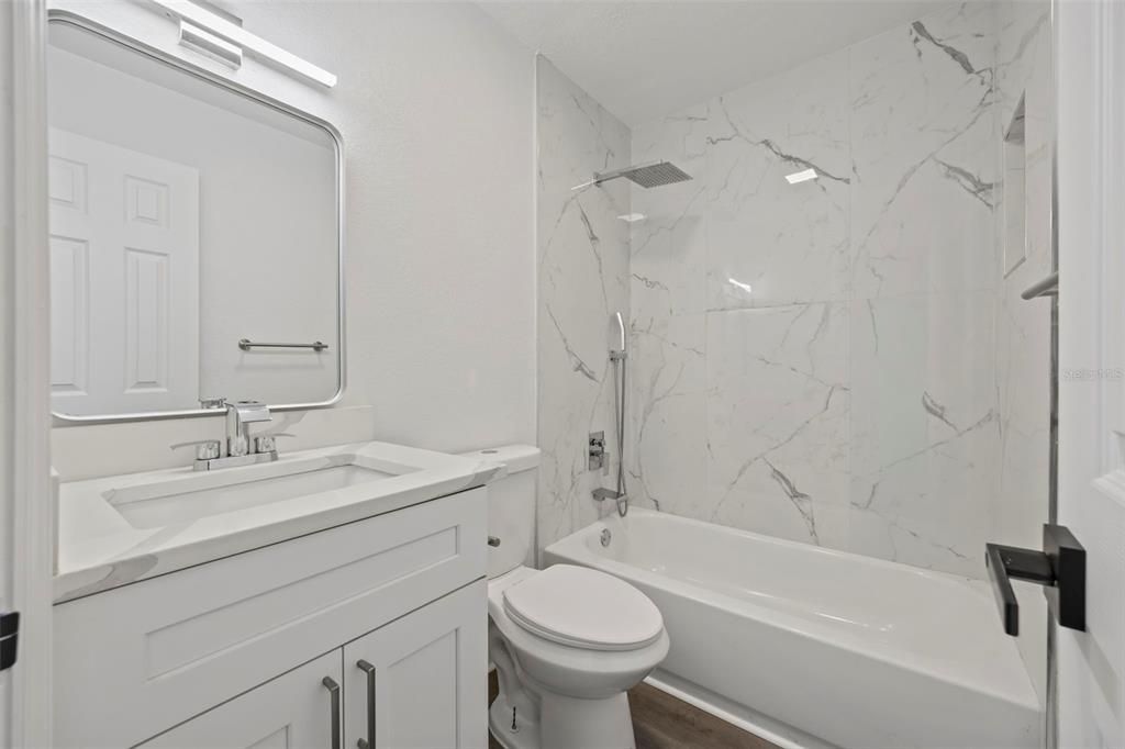 En Venta: $179,999 (2 camas, 2 baños, 1040 Pies cuadrados)