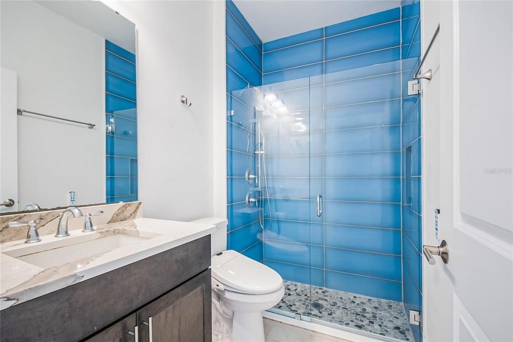 待售: $624,900 (4 贝兹, 2 浴室, 2014 平方英尺)