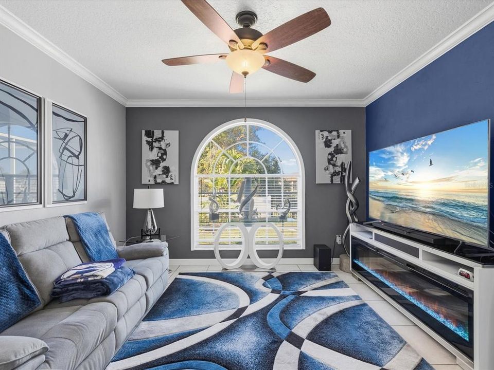 For Sale: $525,000 (3 beds, 2 baths, 1820 Square Feet)