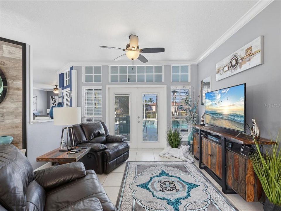 For Sale: $525,000 (3 beds, 2 baths, 1820 Square Feet)