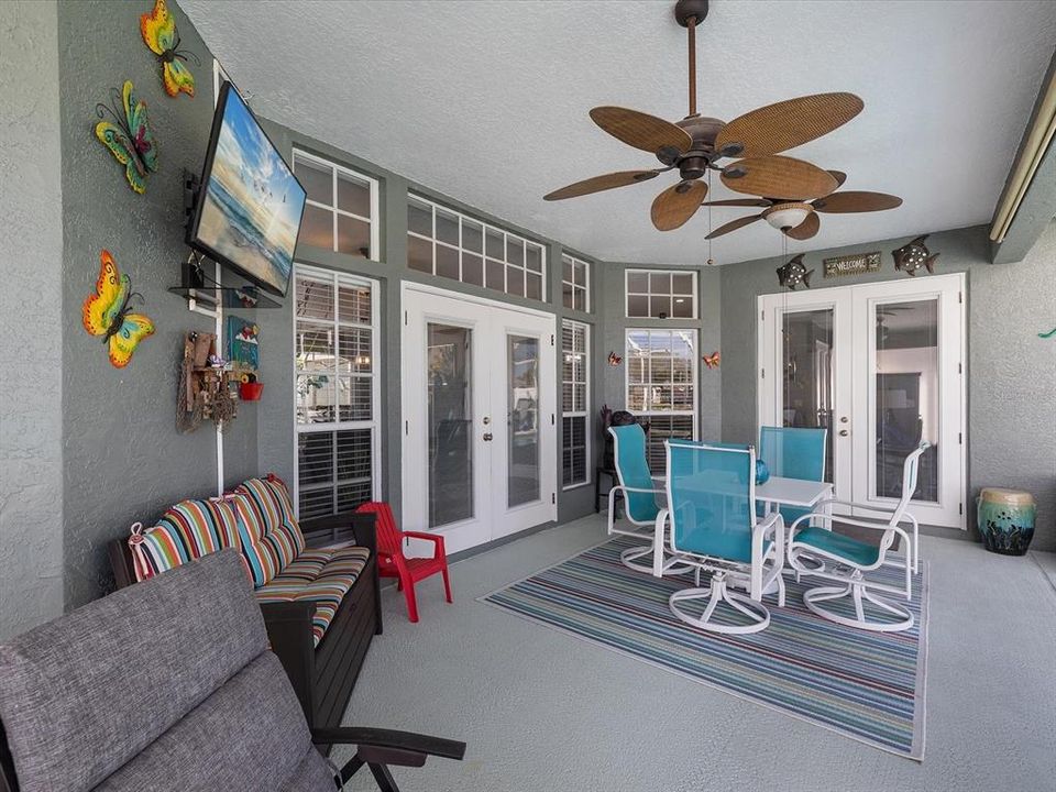 For Sale: $525,000 (3 beds, 2 baths, 1820 Square Feet)