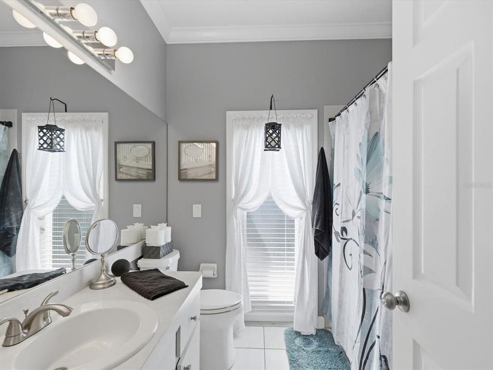 For Sale: $525,000 (3 beds, 2 baths, 1820 Square Feet)