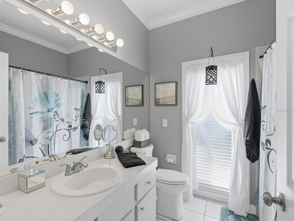 For Sale: $525,000 (3 beds, 2 baths, 1820 Square Feet)