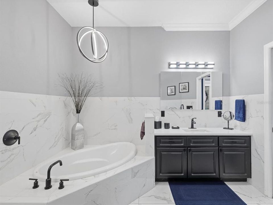 For Sale: $525,000 (3 beds, 2 baths, 1820 Square Feet)