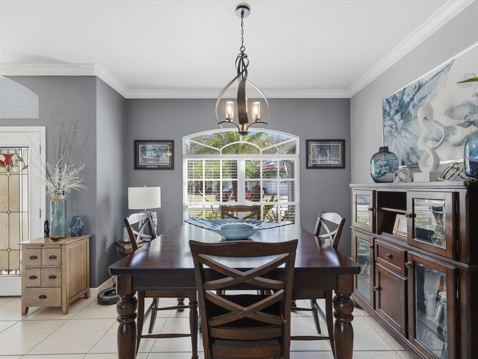 For Sale: $525,000 (3 beds, 2 baths, 1820 Square Feet)