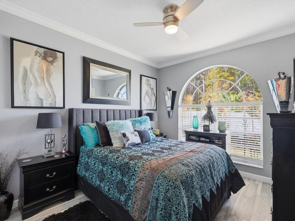 For Sale: $525,000 (3 beds, 2 baths, 1820 Square Feet)