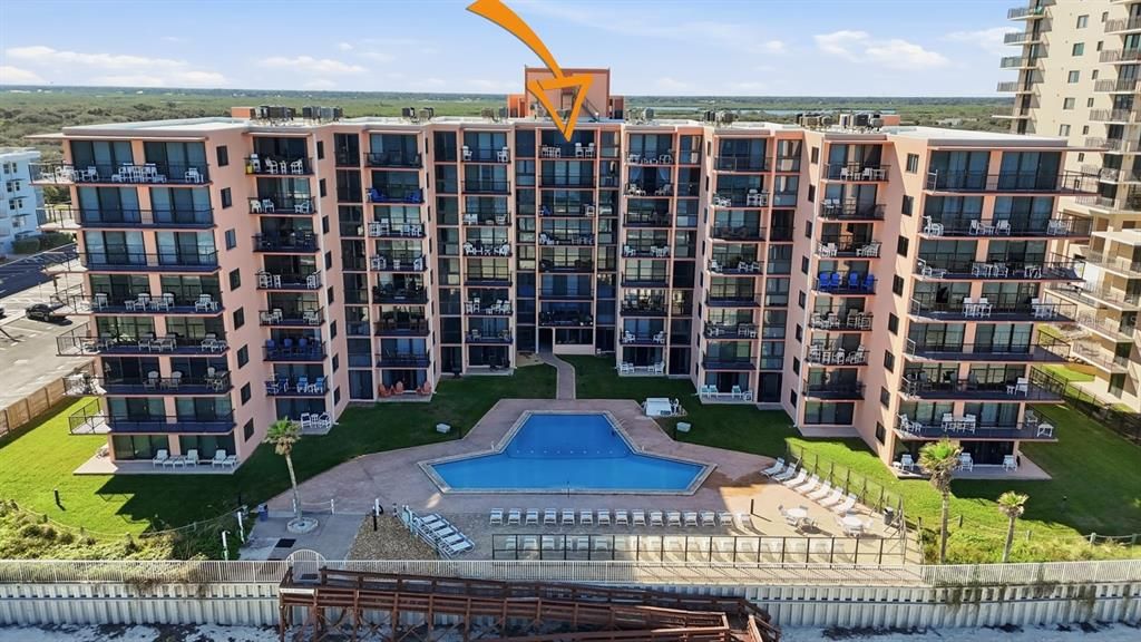 For Sale: $335,000 (1 beds, 1 baths, 775 Square Feet)