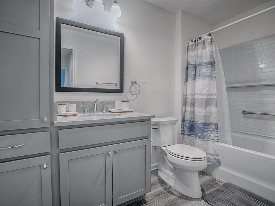 На продажу: $389,900 (3 спален, 2 ванн, 1499 Квадратных фут)