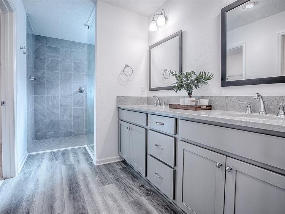 На продажу: $389,900 (3 спален, 2 ванн, 1499 Квадратных фут)