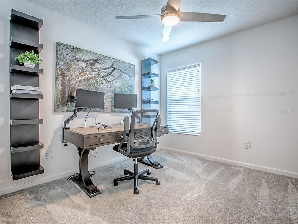 На продажу: $389,900 (3 спален, 2 ванн, 1499 Квадратных фут)