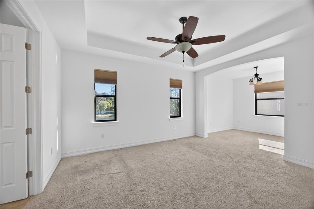 На продажу: $695,000 (4 спален, 3 ванн, 3164 Квадратных фут)