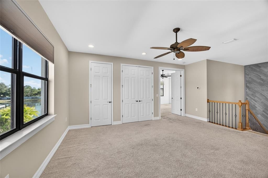 На продажу: $695,000 (4 спален, 3 ванн, 3164 Квадратных фут)