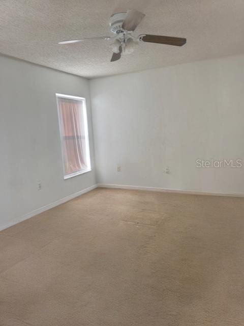 En Venta: $275,000 (3 camas, 2 baños, 1491 Pies cuadrados)