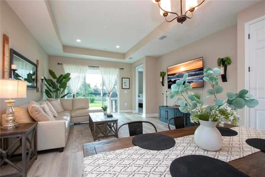 На продажу: $575,000 (4 спален, 2 ванн, 2139 Квадратных фут)