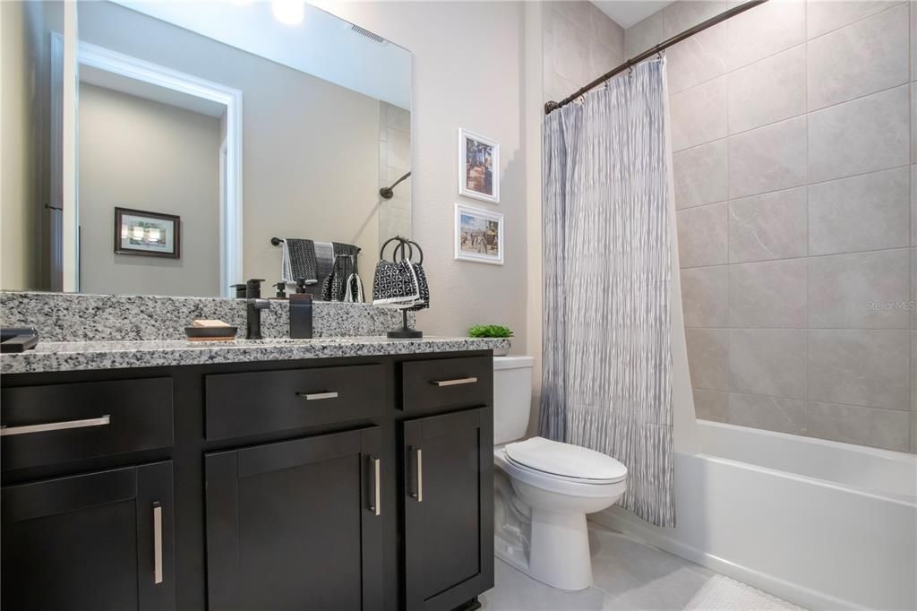 На продажу: $575,000 (4 спален, 2 ванн, 2139 Квадратных фут)