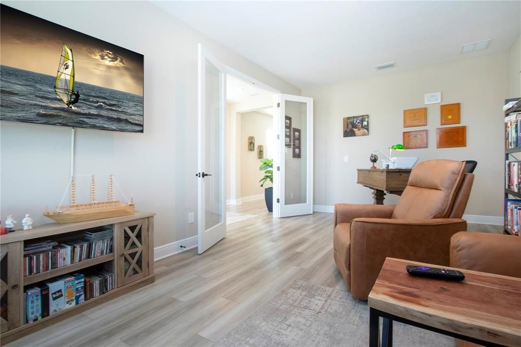 На продажу: $575,000 (4 спален, 2 ванн, 2139 Квадратных фут)