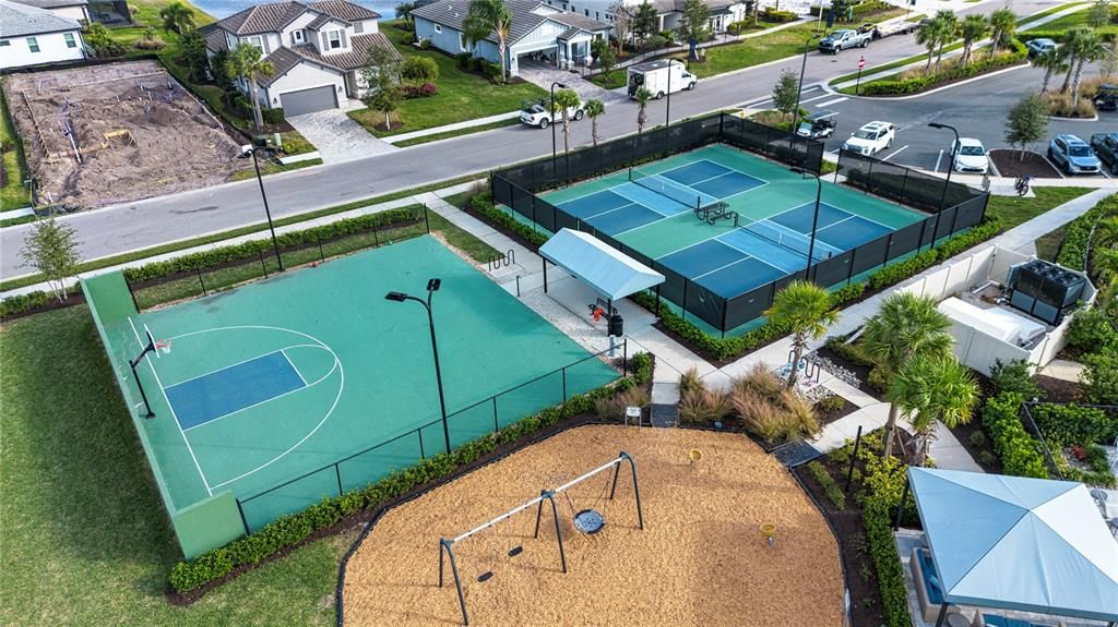 На продажу: $575,000 (4 спален, 2 ванн, 2139 Квадратных фут)