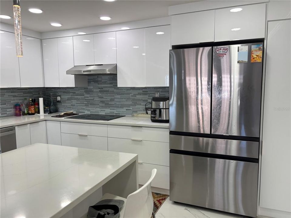 For Rent: $7,500 (3 beds, 2 baths, 1697 Square Feet)