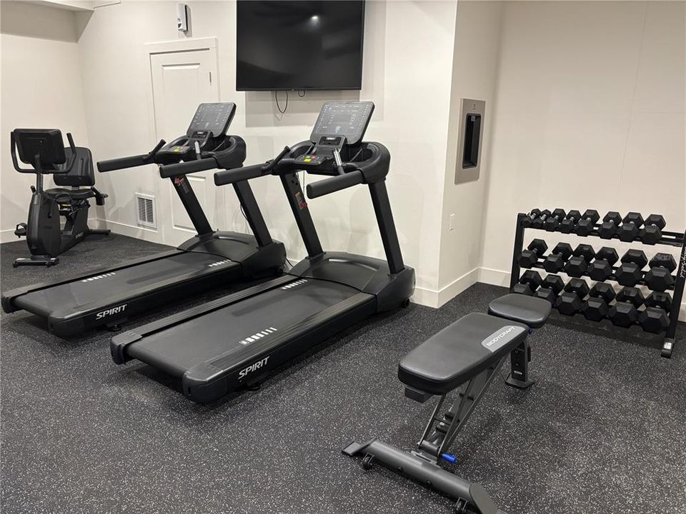 For Rent: $7,500 (3 beds, 2 baths, 1697 Square Feet)