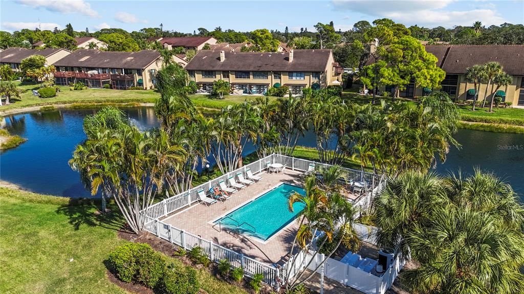 待售: $369,000 (2 贝兹, 2 浴室, 1233 平方英尺)