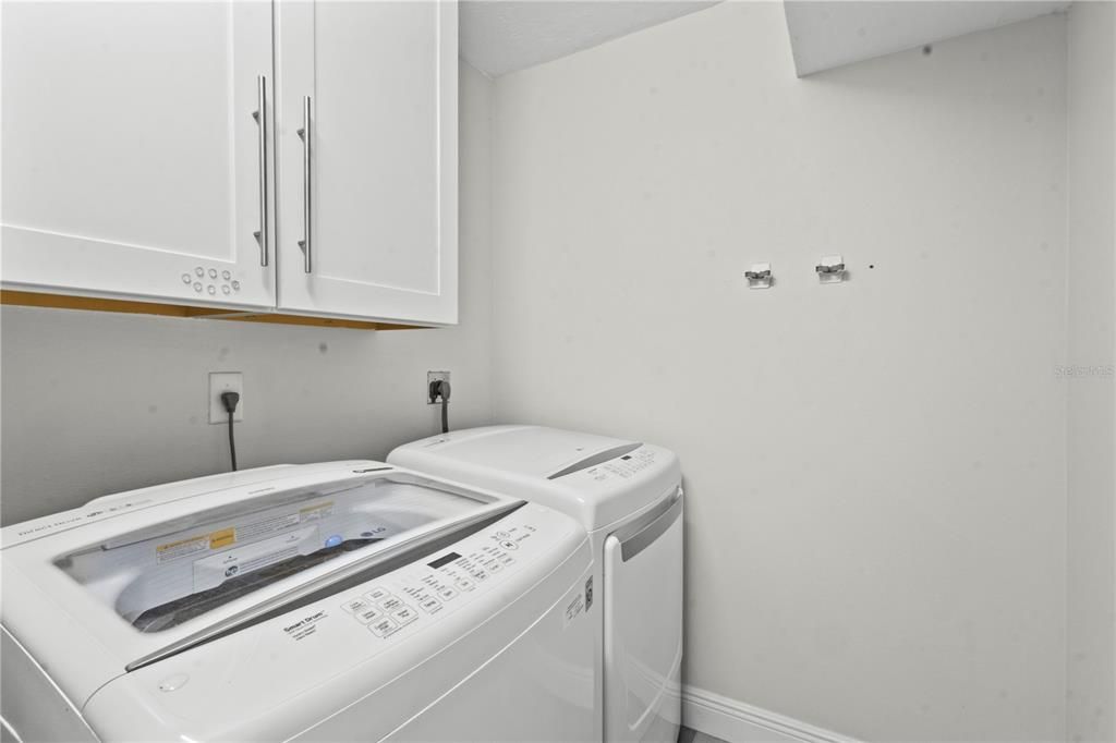 待售: $369,000 (2 贝兹, 2 浴室, 1233 平方英尺)