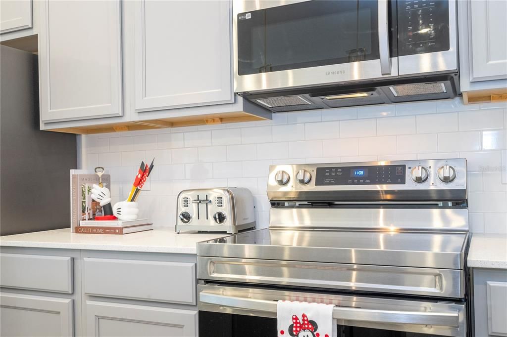 For Sale: $1,990,000 (9 beds, 9 baths, 3949 Square Feet)