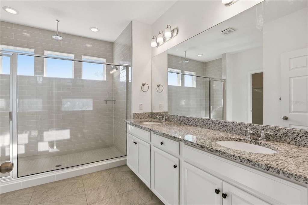 В аренду: $3,250 (3 спален, 2 ванн, 2680 Квадратных фут)