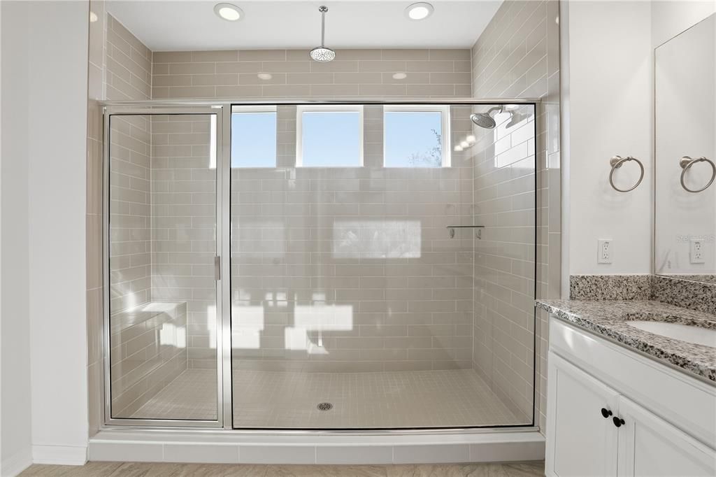 В аренду: $3,250 (3 спален, 2 ванн, 2680 Квадратных фут)