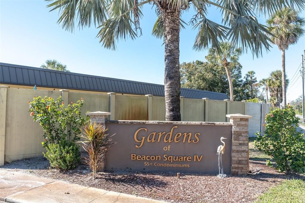 For Sale: $125,000 (2 beds, 1 baths, 975 Square Feet)