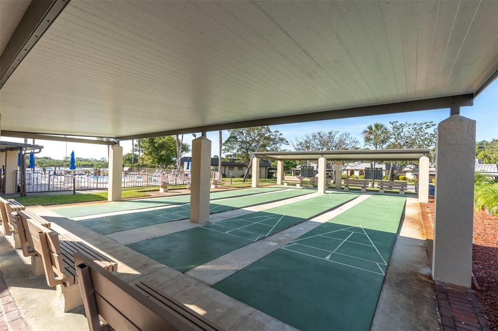 For Sale: $125,000 (2 beds, 1 baths, 975 Square Feet)